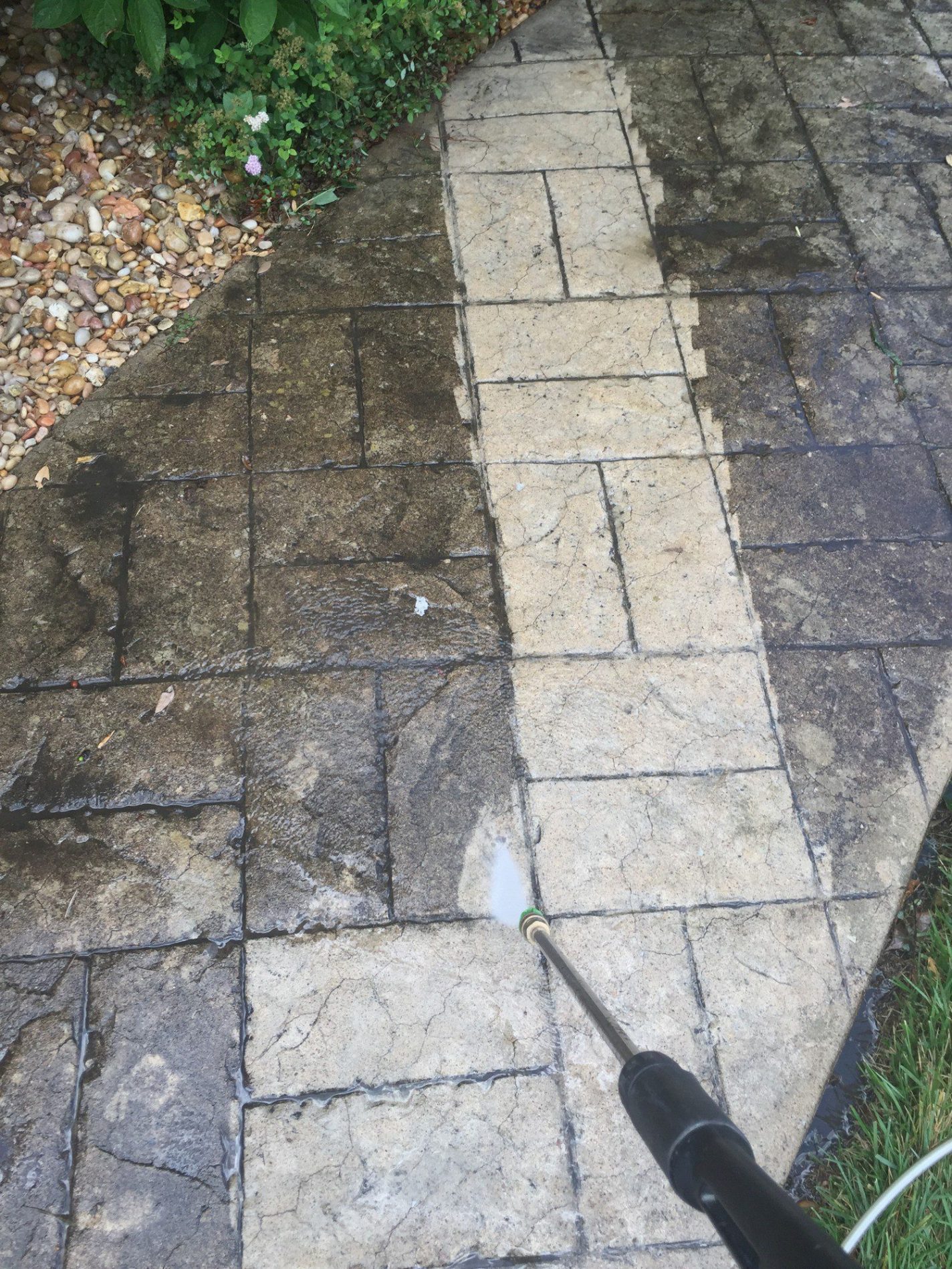 Patio and Driveway Cleaning Services in Basildon | EcoClean Services Ltd.-3